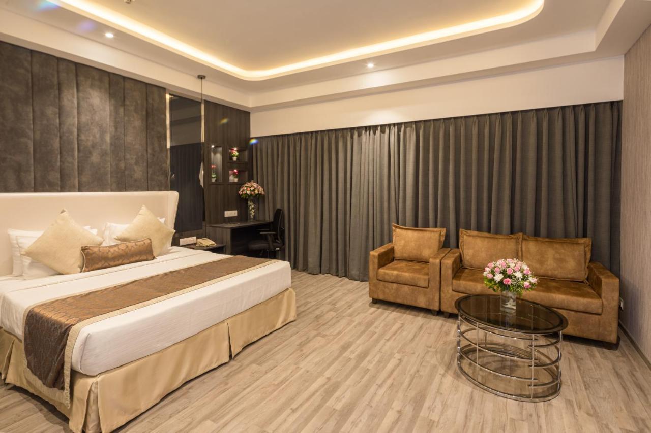 Goldfinch Hotel Mumbai Exteriör bild