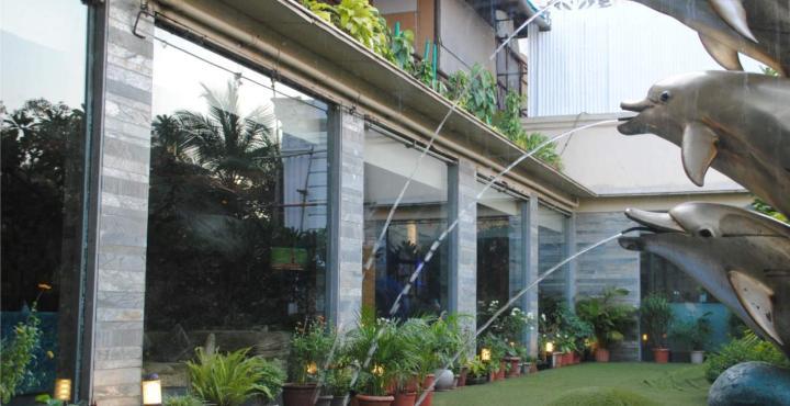 Goldfinch Hotel Mumbai Exteriör bild